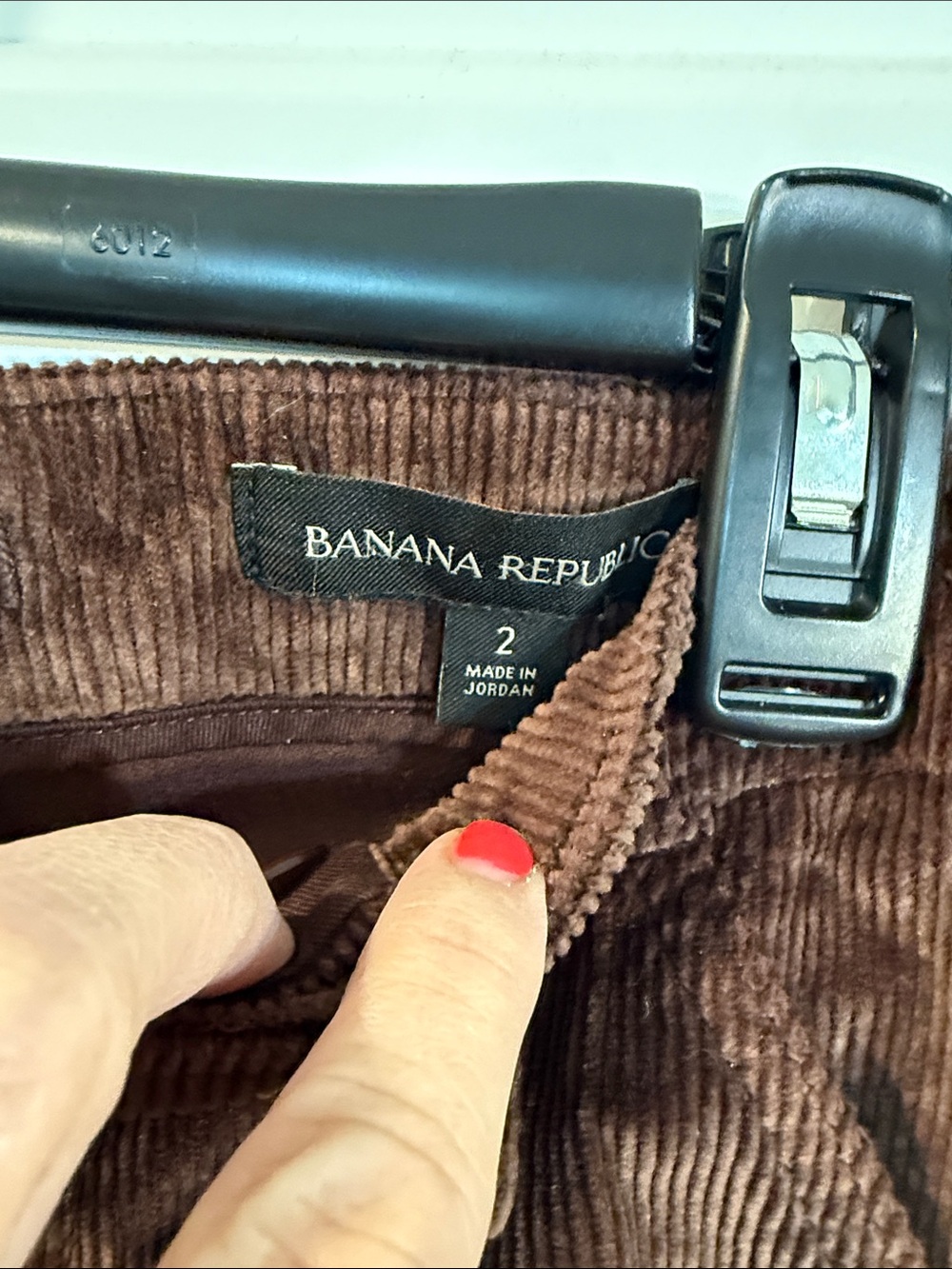 SLIM CORDUROY PANT joggers banana republic 2 NWOT - Picture 4 of 5